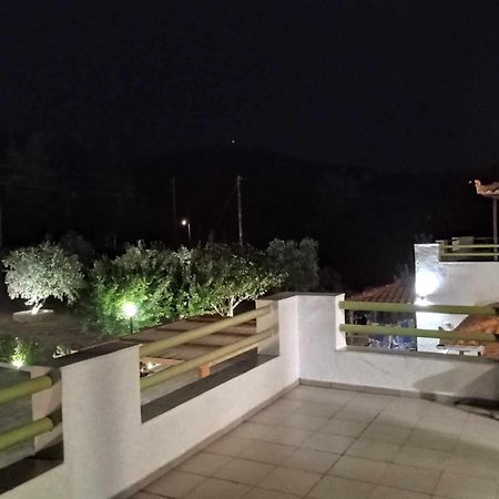 Villa Sandra Panormos  Exteriör bild