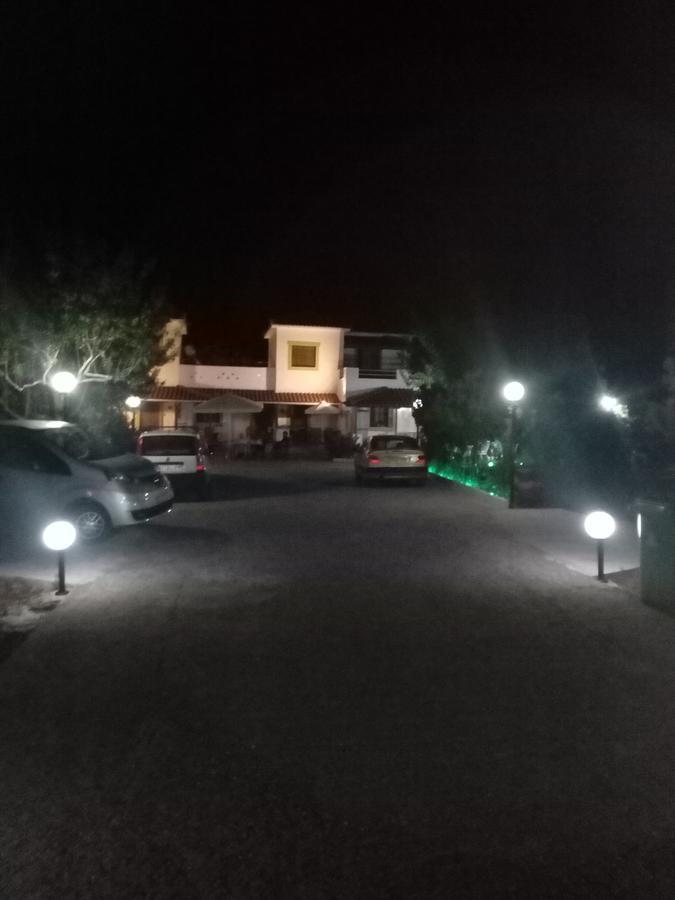 Villa Sandra Panormos  Exteriör bild